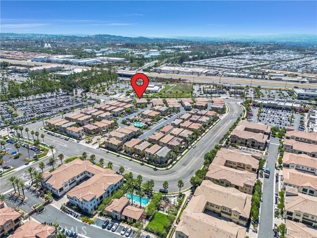 Building Photo - 137 Primrose Dr