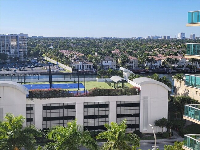 Building Photo - 2501 S Ocean Dr