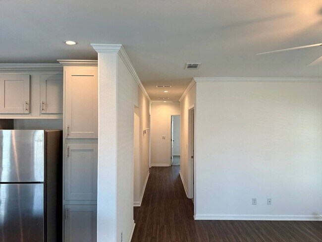 Building Photo - 1268 Patriot Pl