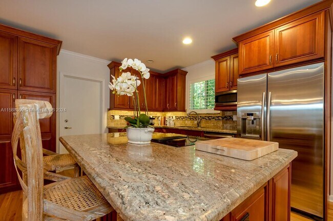 Building Photo - Altara Avenue, Coral Gables, FL 33146 - 3 ...