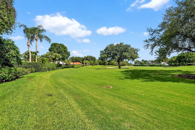Building Photo - 4553 Barclay Fair Way