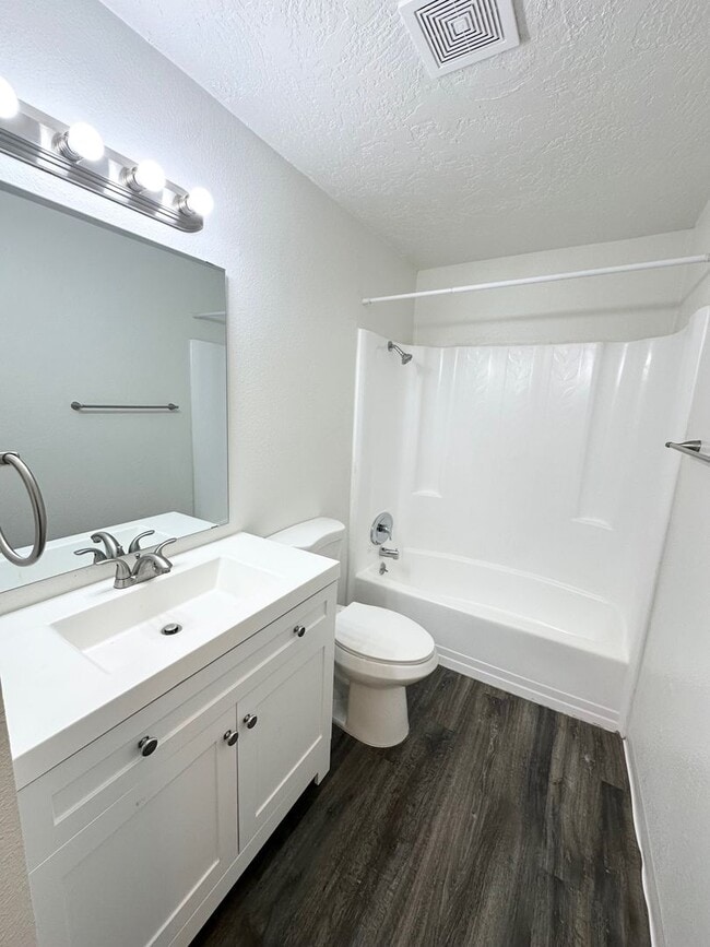 Building Photo - 211 N Indiana Ave