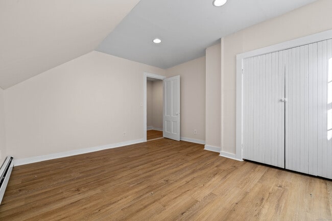 Building Photo - 115 High St