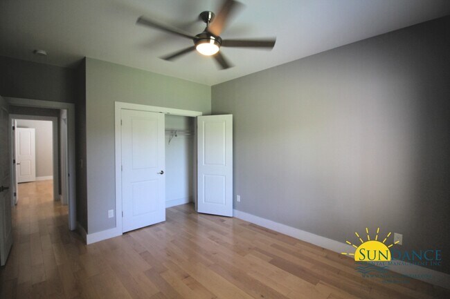 Building Photo - Stunning 4 Bedroom Custom Built Lake Front Home!