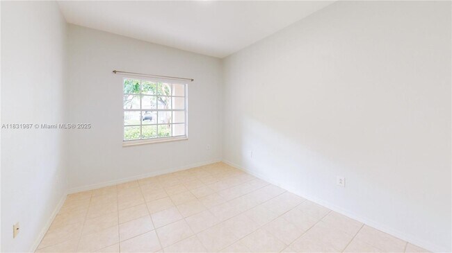 Building Photo - 5660 NW 115th Ct