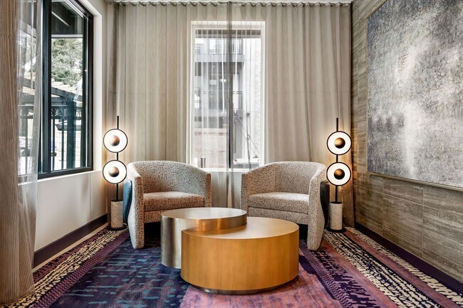 Building Photo - One Bedroom Rear Facing w Patio (1st Floor), Balcony 2 & 3