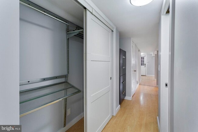 Building Photo - 1311 East Capitol St SE