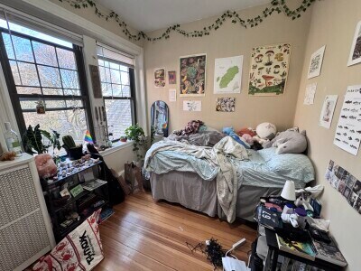 Building Photo - 101 Saint Paul St