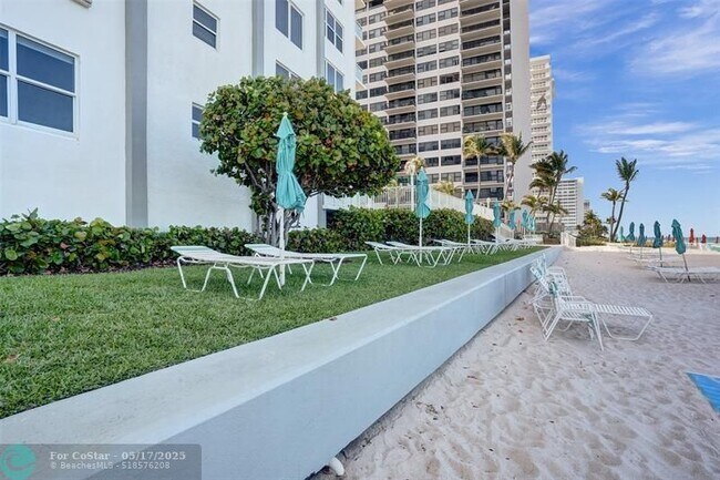 Building Photo - 3750 Galt Ocean Dr