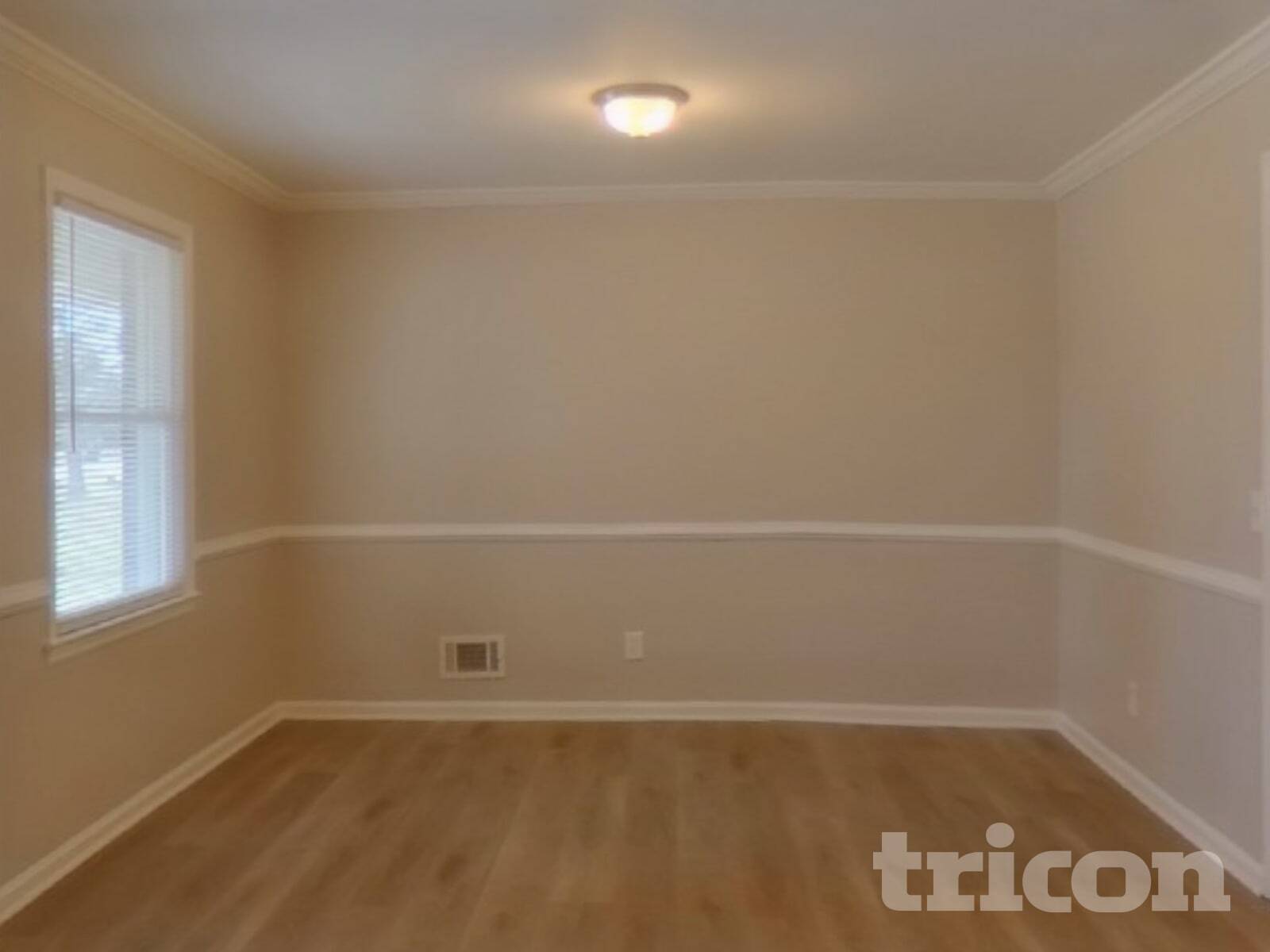 Building Photo - 3959 Notre Dame Pass