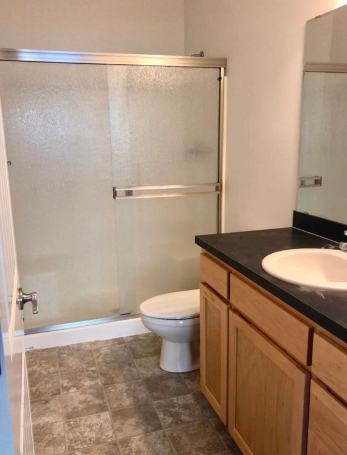 Building Photo - 758 Meadowlawn Pl