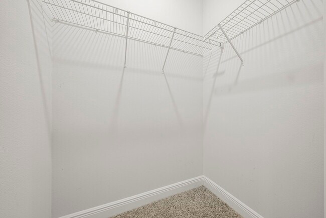 Building Photo - 464 Eagle Lake Wy