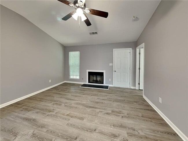 Building Photo - 447 Bald Eagle Way