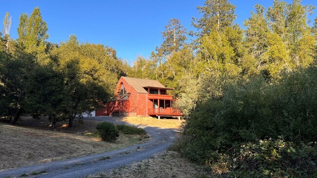 Building Photo - 071-02
