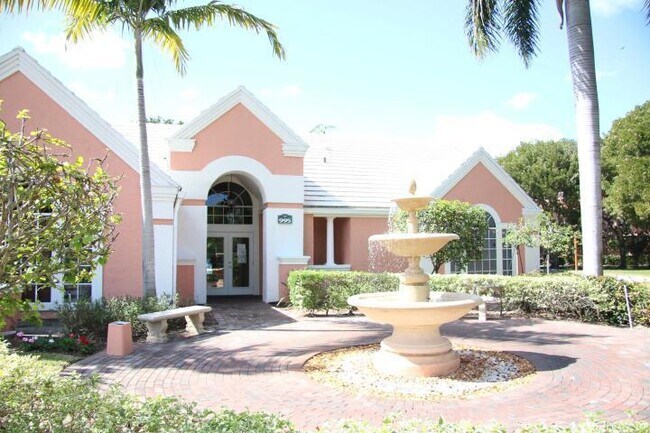 Building Photo - 1011 Crystal Way