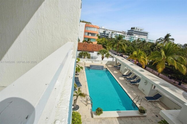 Building Photo - 200 Ocean Dr