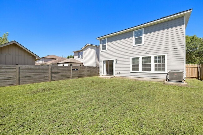 Building Photo - 5525 Victory Gallop Dr