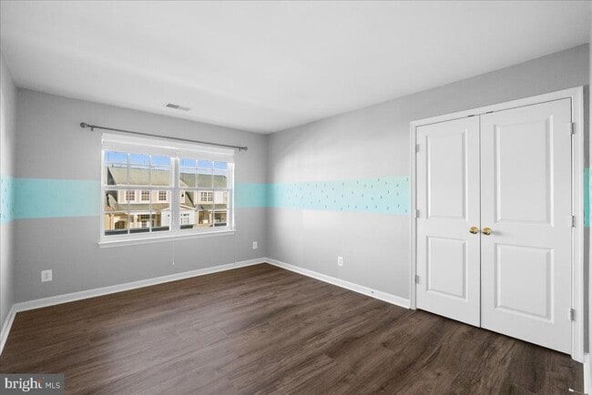 Building Photo - 43277 Tumbletree Terrace