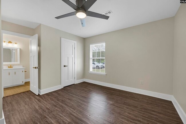 Building Photo - 118 Hutto Hill