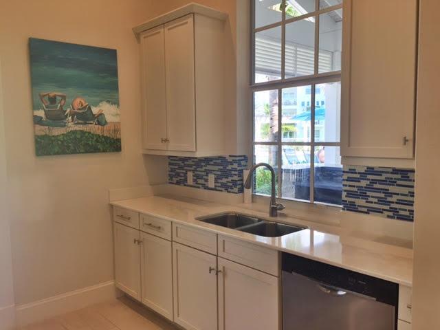 Building Photo - 312 Bay Colony Dr N