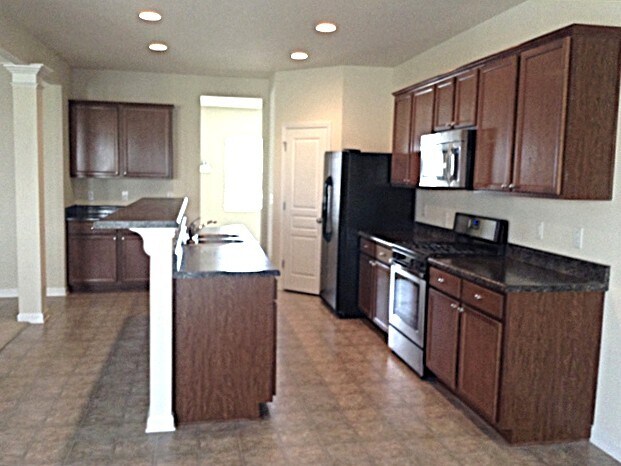 Building Photo - 3701 Althorp Drive