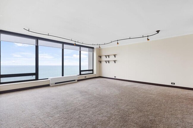 Building Photo - 1 bedroom in Chicago IL 60640