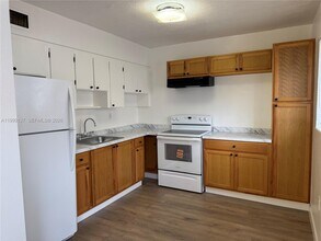 Building Photo - 4080 SW 2nd Terrace