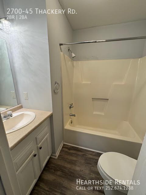 Building Photo - 2700 Thackery Rd