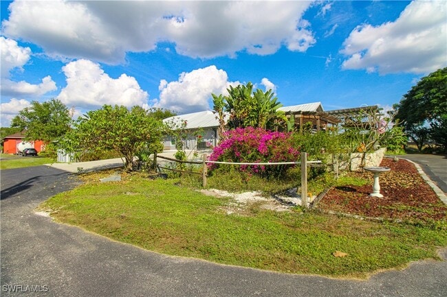 Building Photo - 3935 70th Ave NE