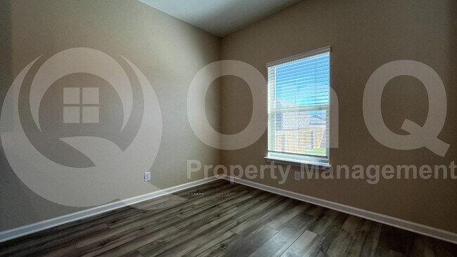 Building Photo - 283 Moonstone Way