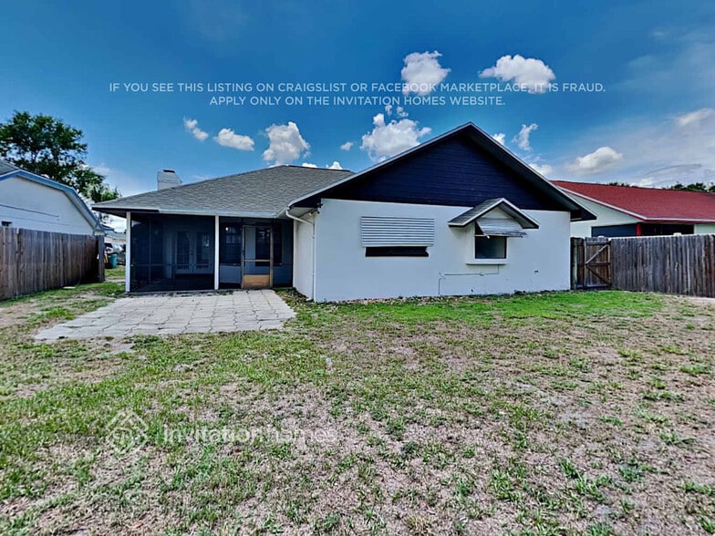 Building Photo - 64 Lake Daisy Blvd