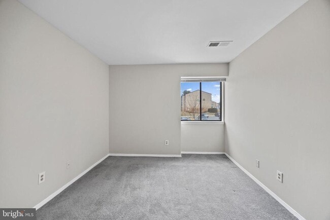 Building Photo - 10118 Little Pond Pl