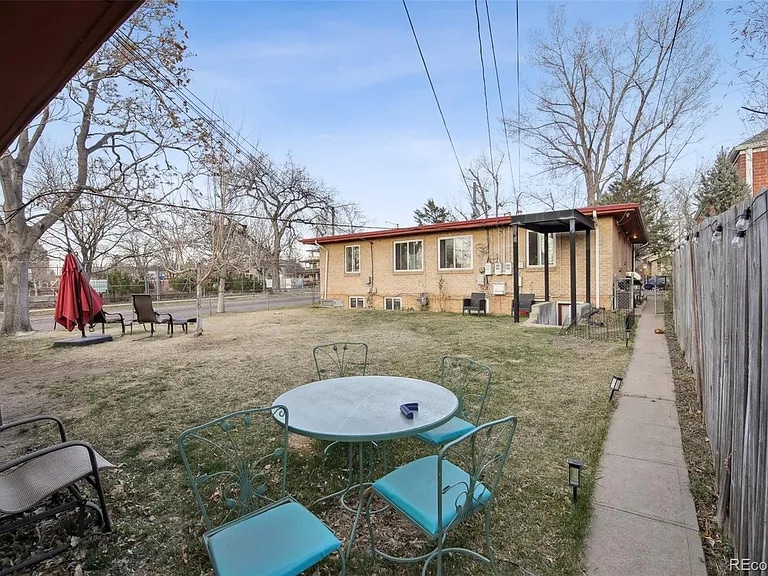 Building Photo - 1301 S Logan St