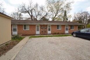 Building Photo - 1226 Pontiac Trl