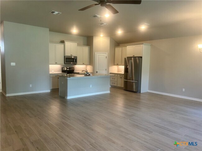 Building Photo - 3316 Braford Dr