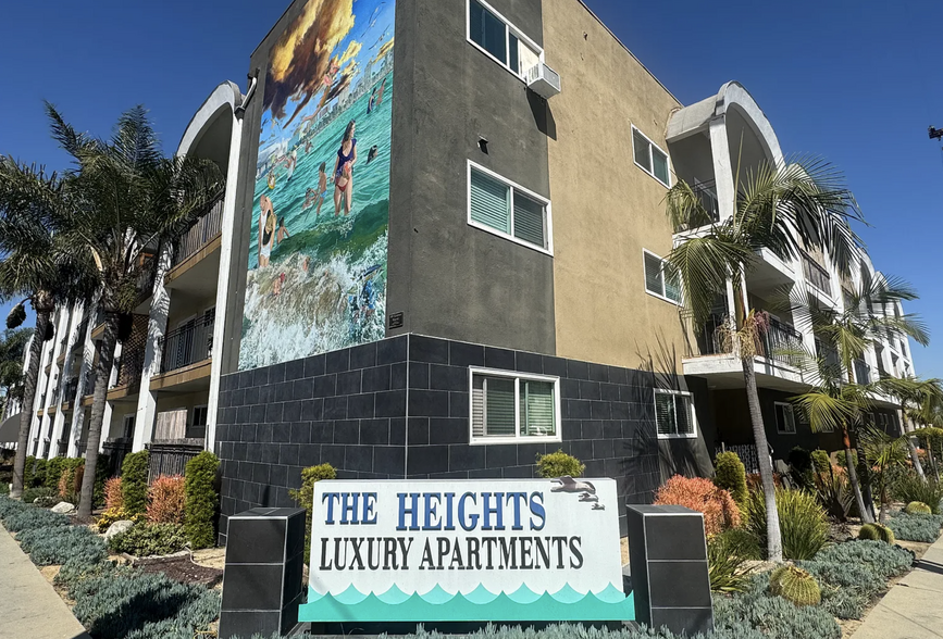 Building Photo - 391 Ximeno Ave