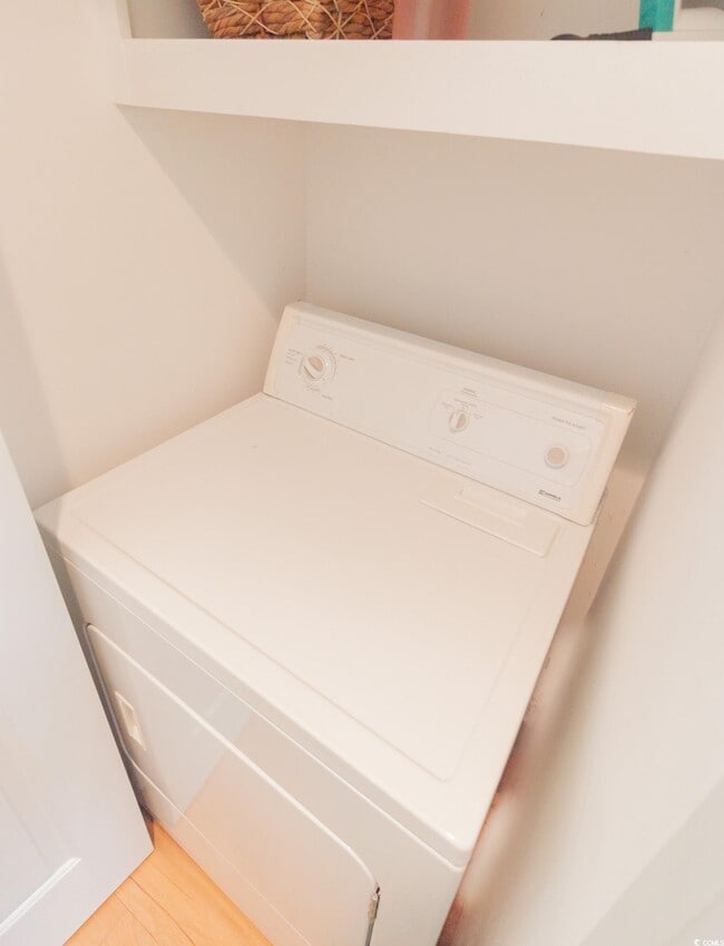 Building Photo - 697 Tupelo Ln