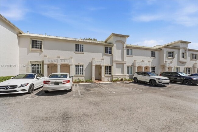 Building Photo - 15720 SW 92nd Ave