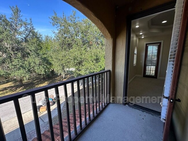 Building Photo - 2005 Baylarian Blvd