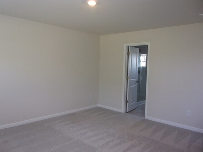 Building Photo - Recently Constructed 3 Bedroom 2 1/2 Bath Home in Walkers Mill