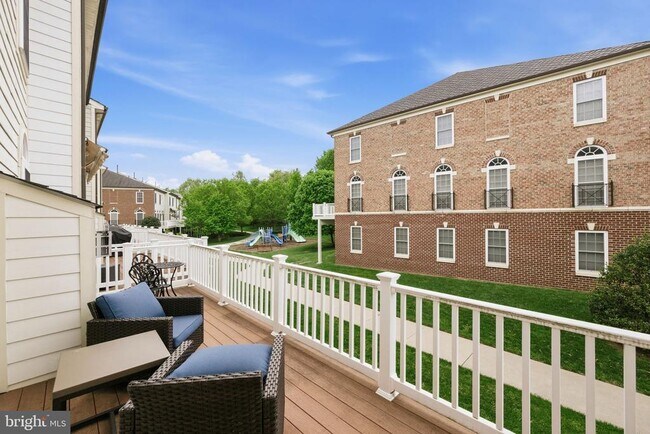 Building Photo - 50 Sharpstead Ln