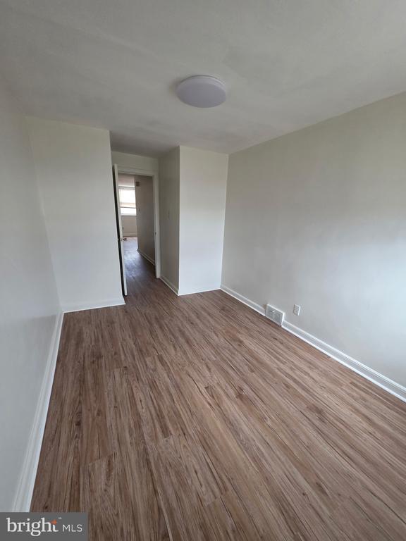 Building Photo - 6327 Eastwood St