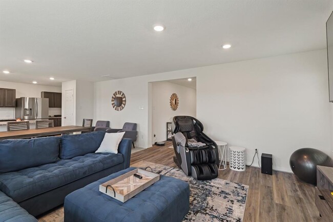 Building Photo - 4826 Hickory Deer Ln