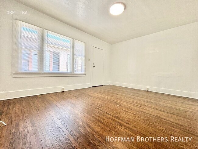 Primary Photo - 531 W. 5th St. Long Beach, CA 90802