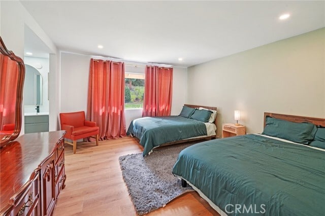 Building Photo - 1500 Country Club Dr