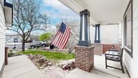 Building Photo - Beautiful Home in the Ridge Crest Neighbor...