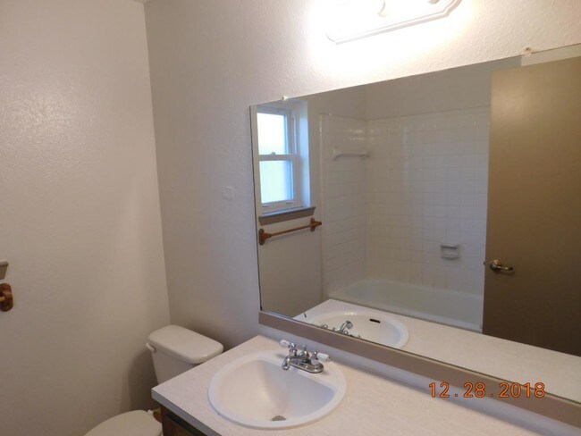 Building Photo - 1010 Jackie Jo Ln