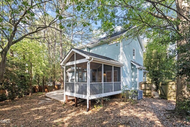 Building Photo - 102 Pine Tag Ct