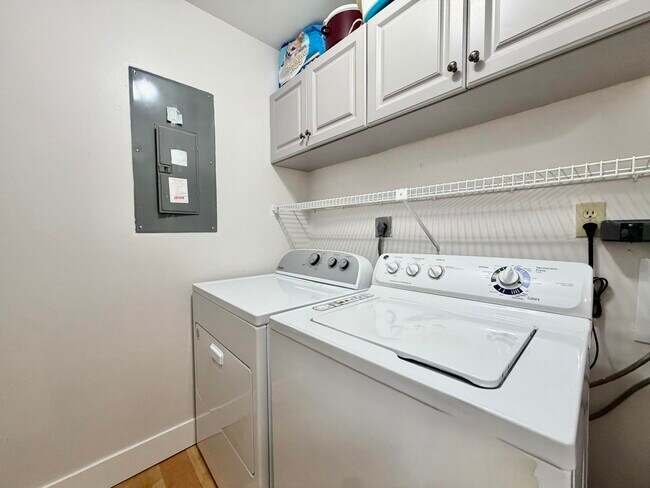 Building Photo - 7935 La Mirada Dr