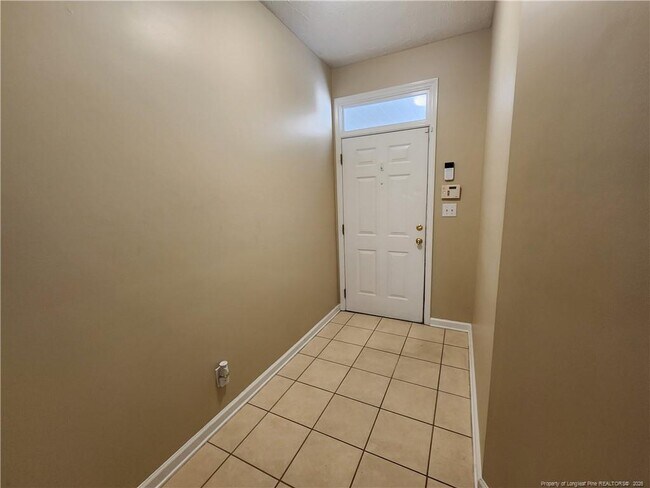 Building Photo - 3109 Wisteria Ln